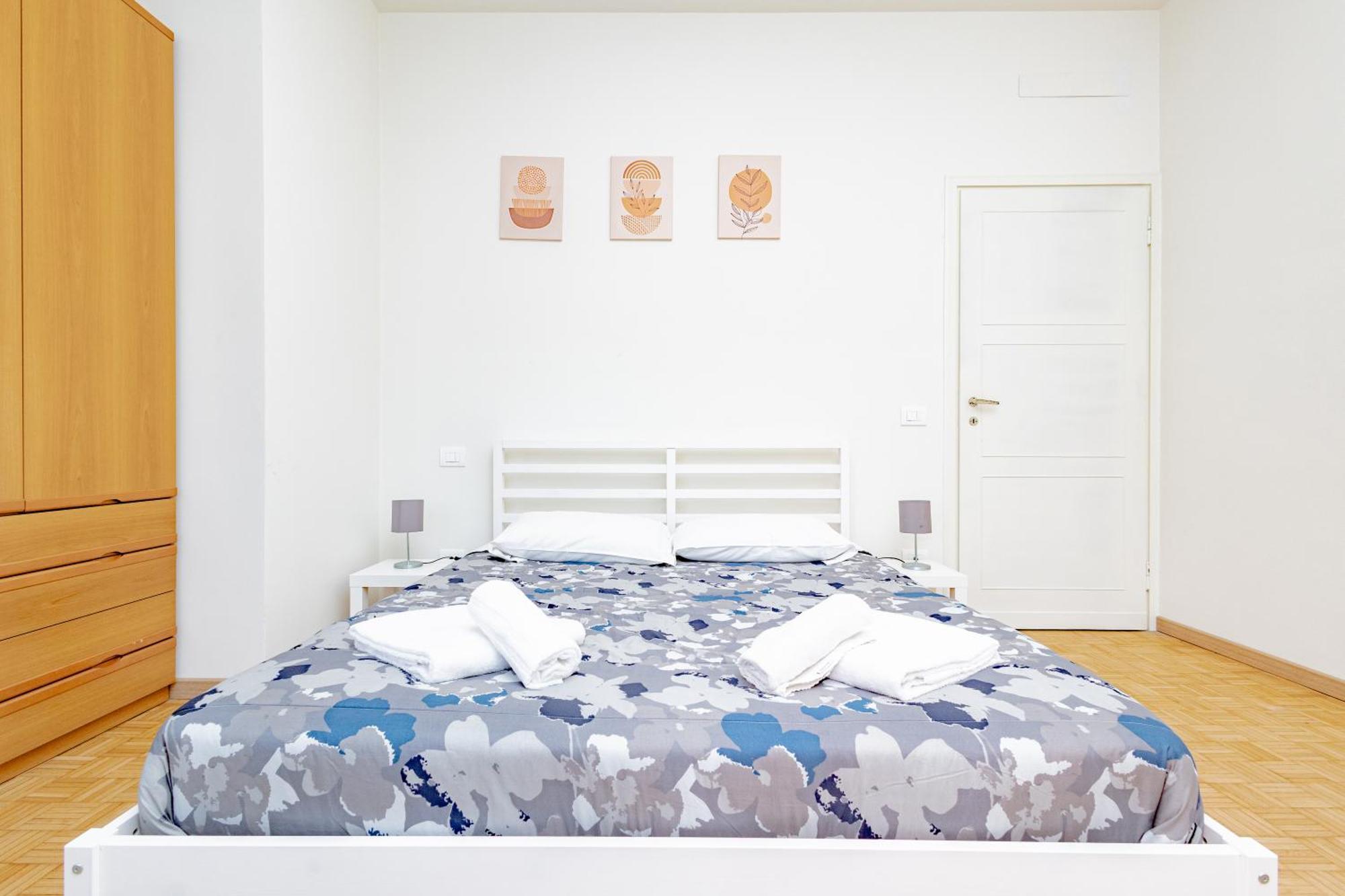 Golden House Apartment Бергамо Екстериор снимка